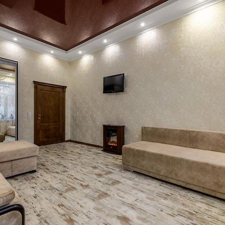 Noviy Svit 4 Apartments Lviv Exteriör bild